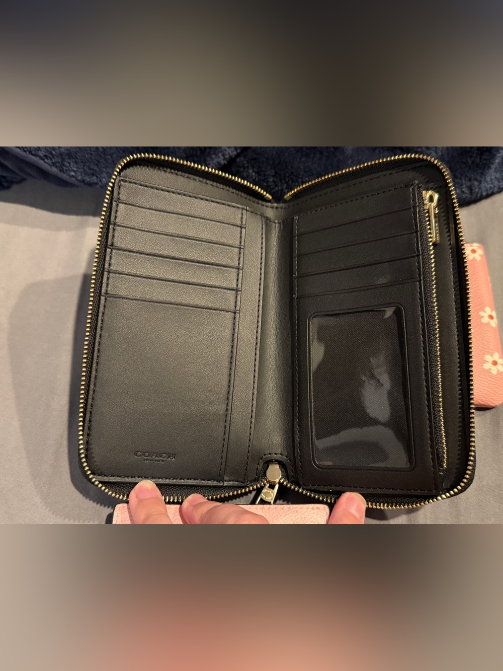 Coach wallet LOT - Picture 3 of 5